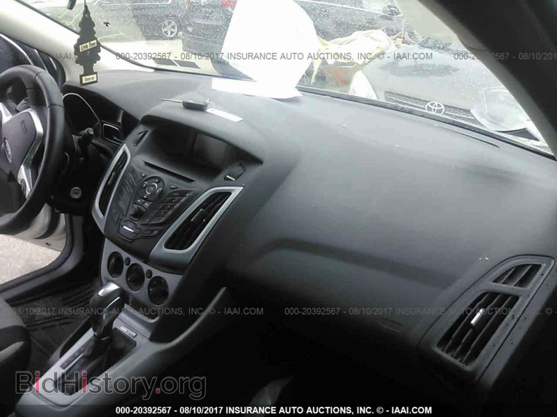 2012 Ford Focus - VIN: 1FAHP3K2XCL360058 - Photo 5