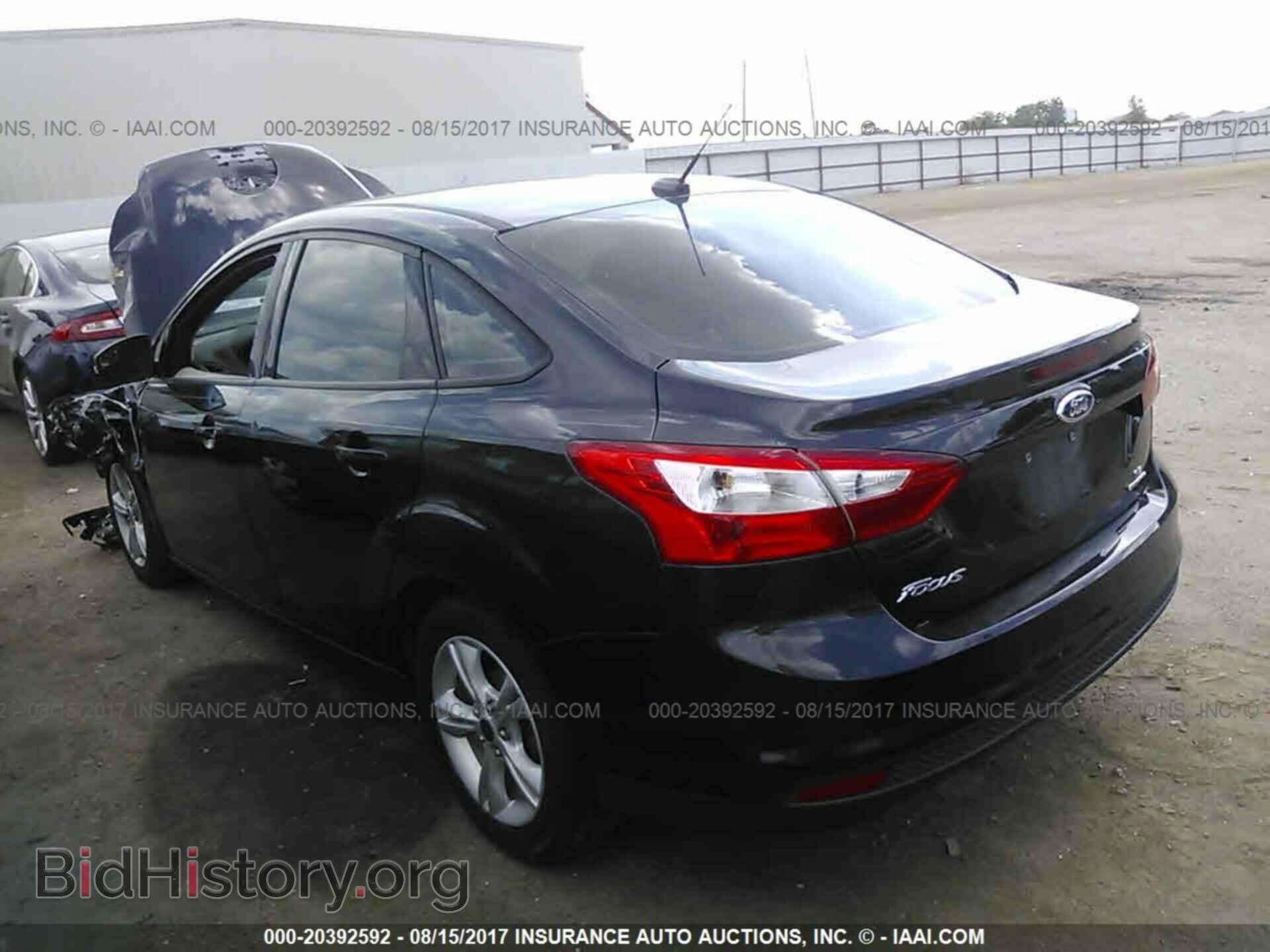 2014 Ford Focus - VIN: 1FADP3F26EL440159 - Фото 3