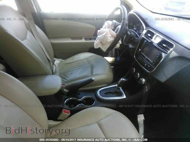 2013 Chrysler 200 - VIN: 1C3CCBCG3DN655386 - Photo 5