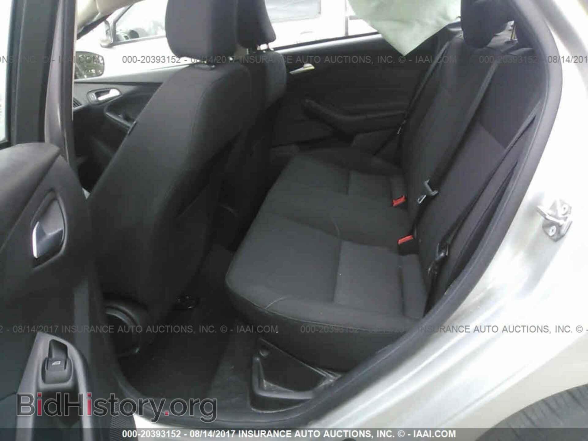 2015 Ford Focus - VIN: 1FADP3F25FL270345 - Photo 8