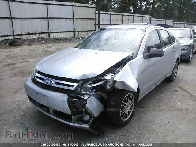 2011 Ford Focus - VIN: 1FAHP3FN1BW183191 - Фото 2