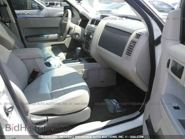 2012 Ford Escape - VIN: 1FMCU0DG6CKC07327 - Photo 5