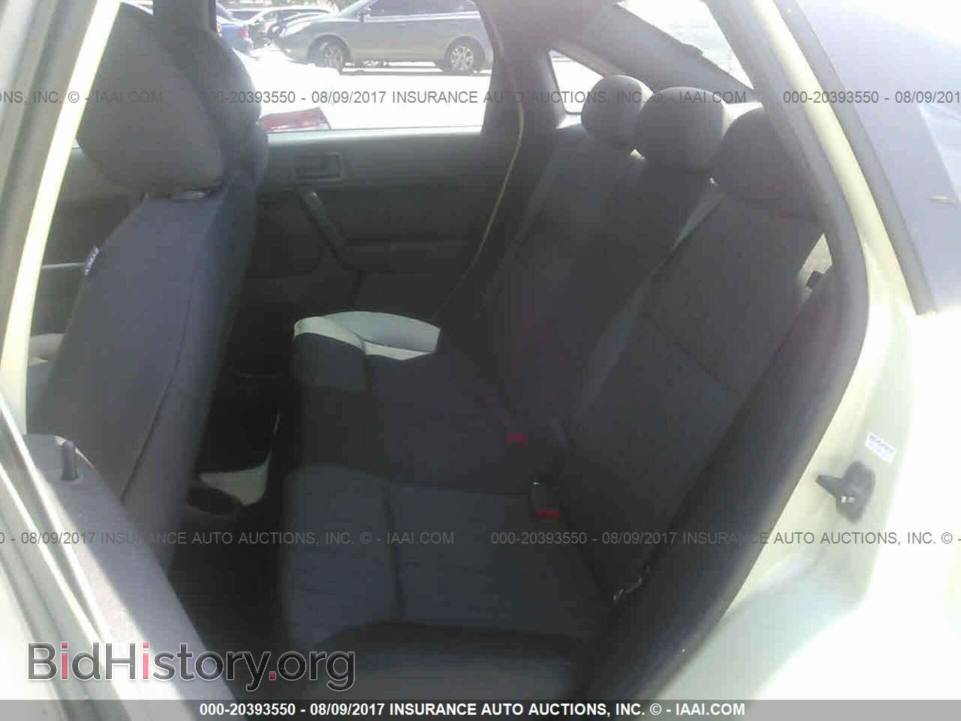 2011 Ford Focus - VIN: 1FAHP3FN7BW193725 - Фото 8