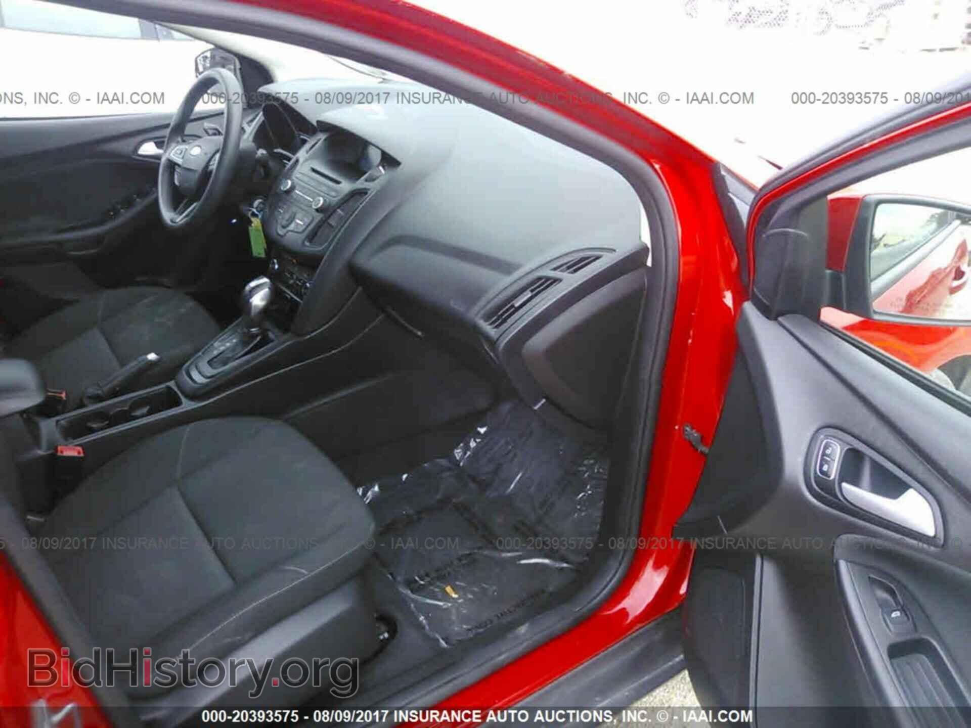 2015 Ford Focus - VIN: 1FADP3F24FL263581 - Photo 5