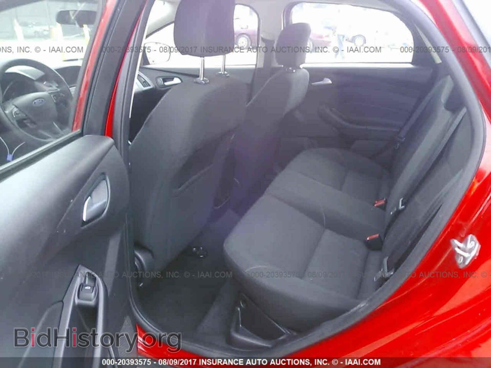 2015 Ford Focus - VIN: 1FADP3F24FL263581 - Photo 8