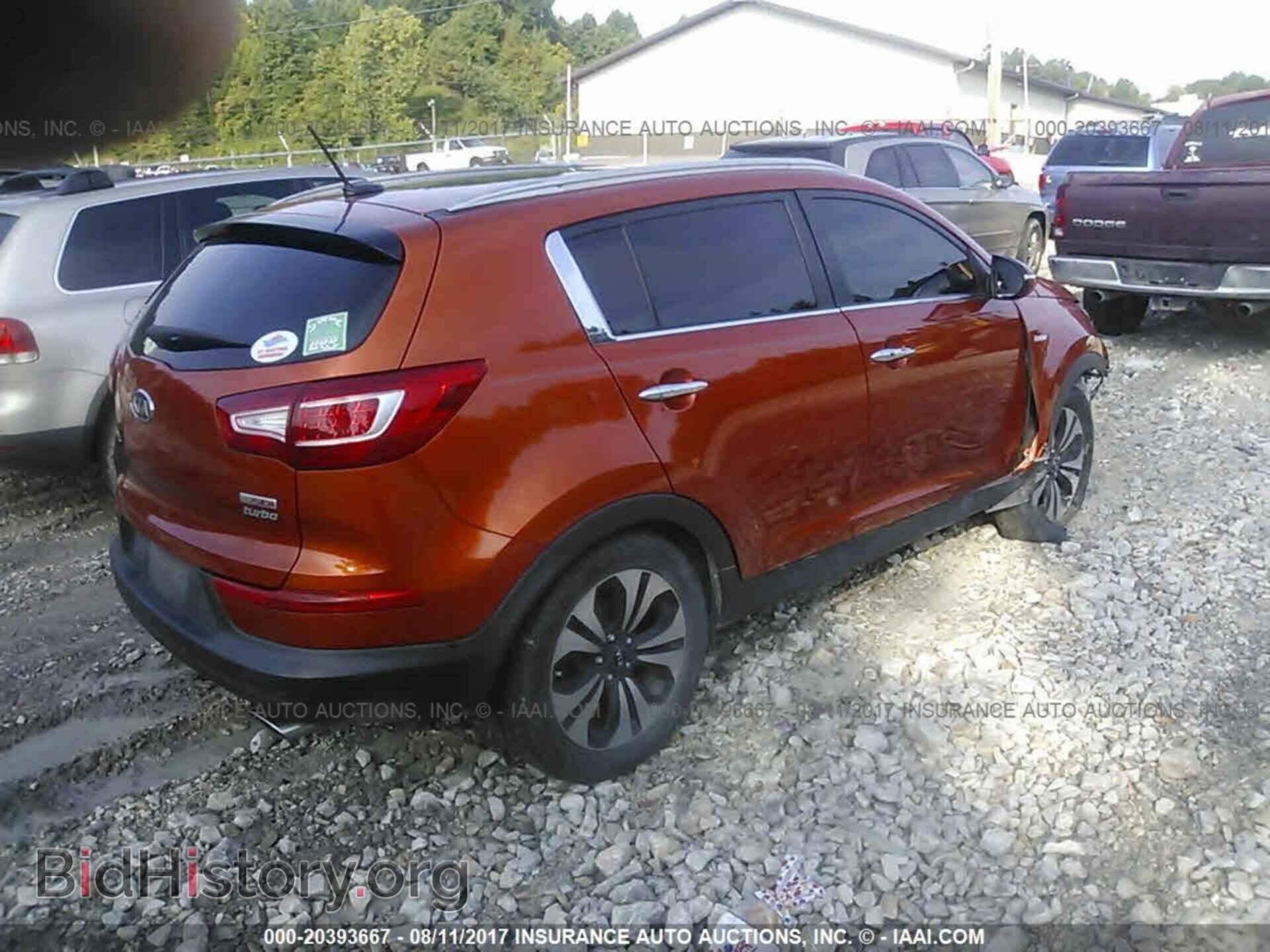 2011 Kia Sportage - VIN: KNDPC3A67B7166827 - Фото 4