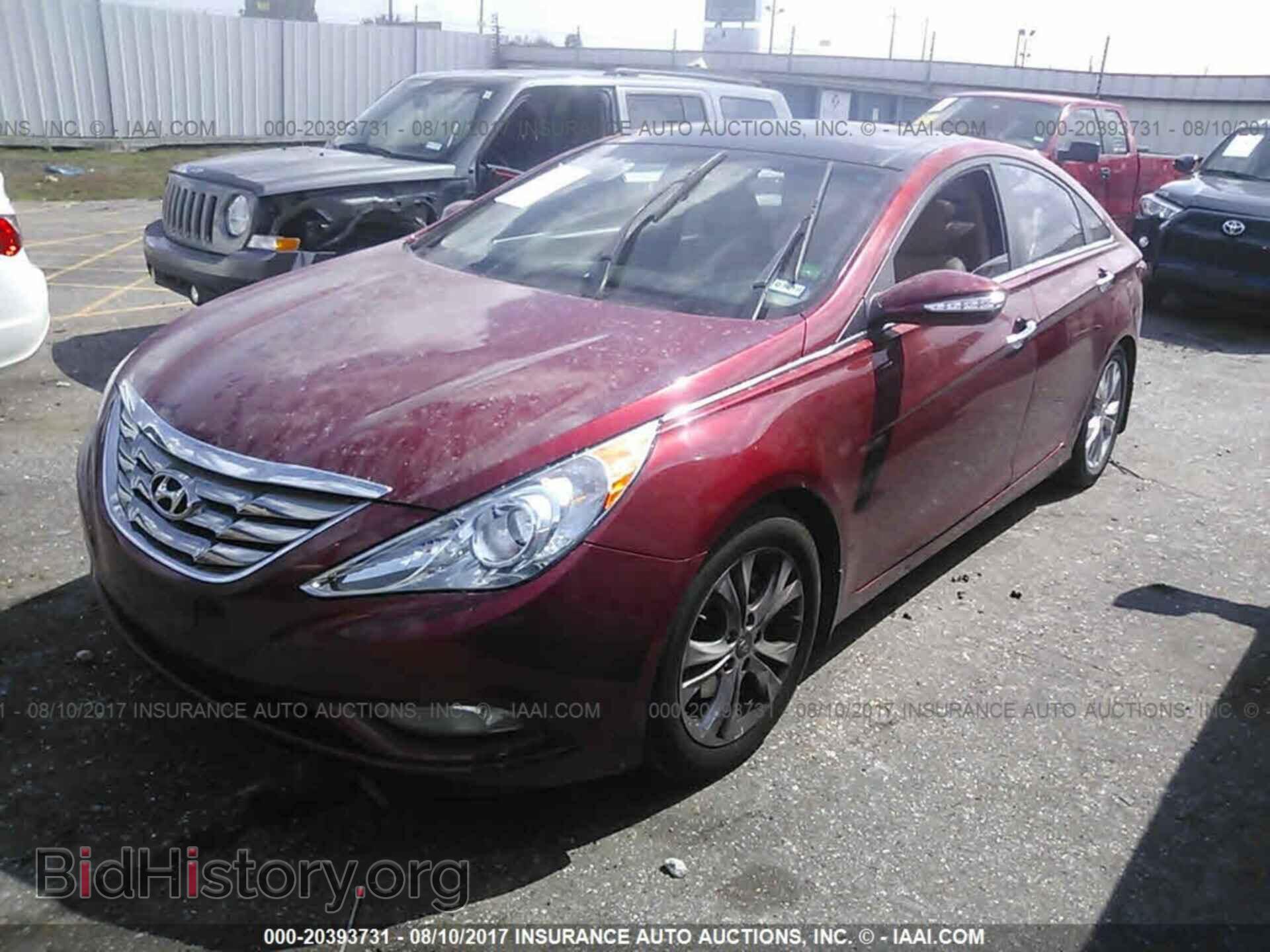 2012 Hyundai Sonata - VIN: 5NPEC4AC9CH488658 - Фото 2