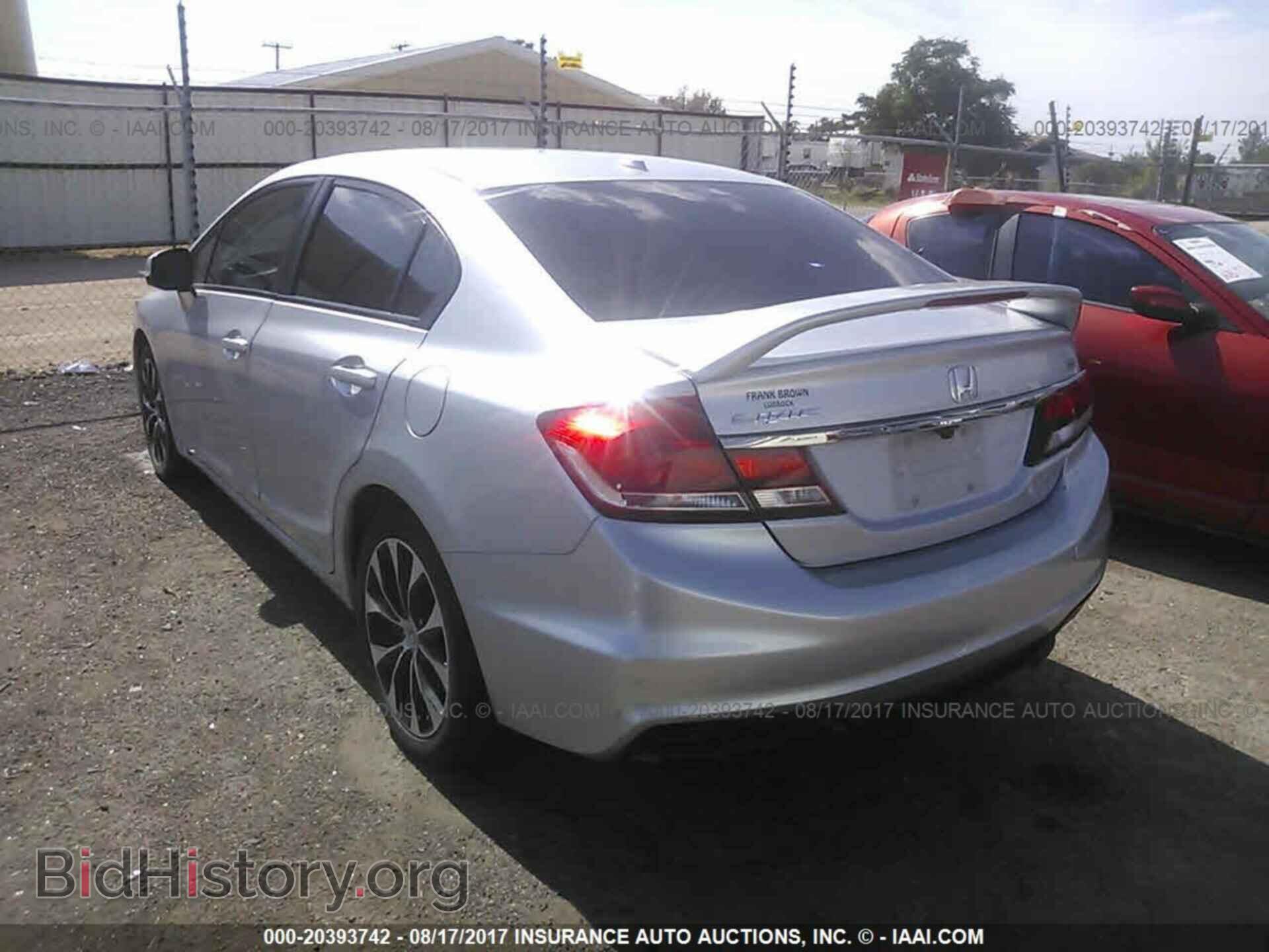 2013 Honda Civic - VIN: 2HGFB6E58DH705580 - Photo 3