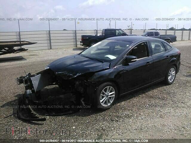 2017 Ford Focus - VIN: 1FADP3F25HL266055 - Photo 2