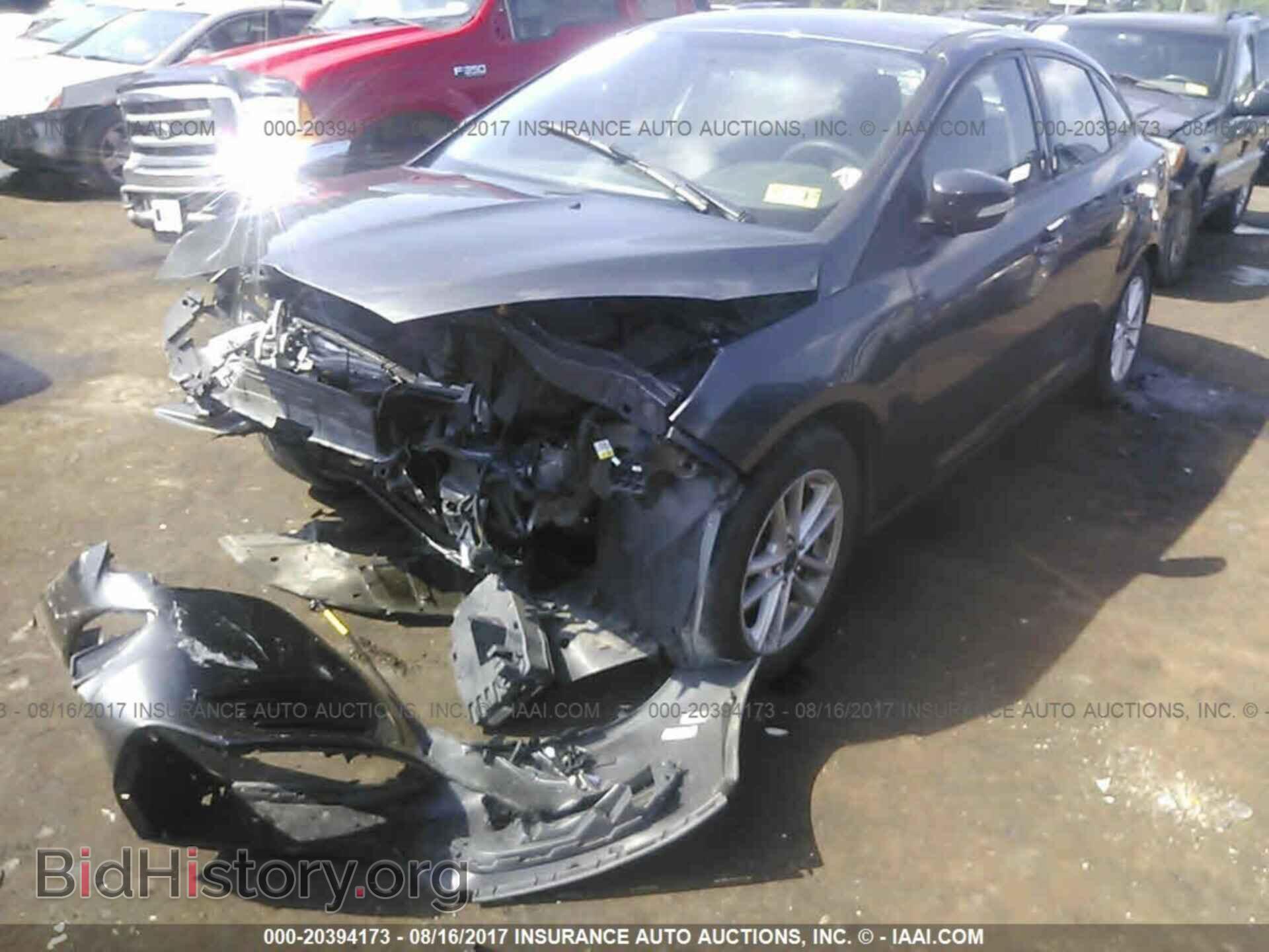 2015 Ford Focus - VIN: 1FADP3F20FL378713 - Фото 2