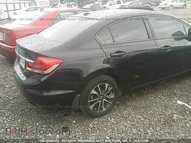 2013 Honda Civic - VIN: 19XFB2F93DE048546 - Фото 4