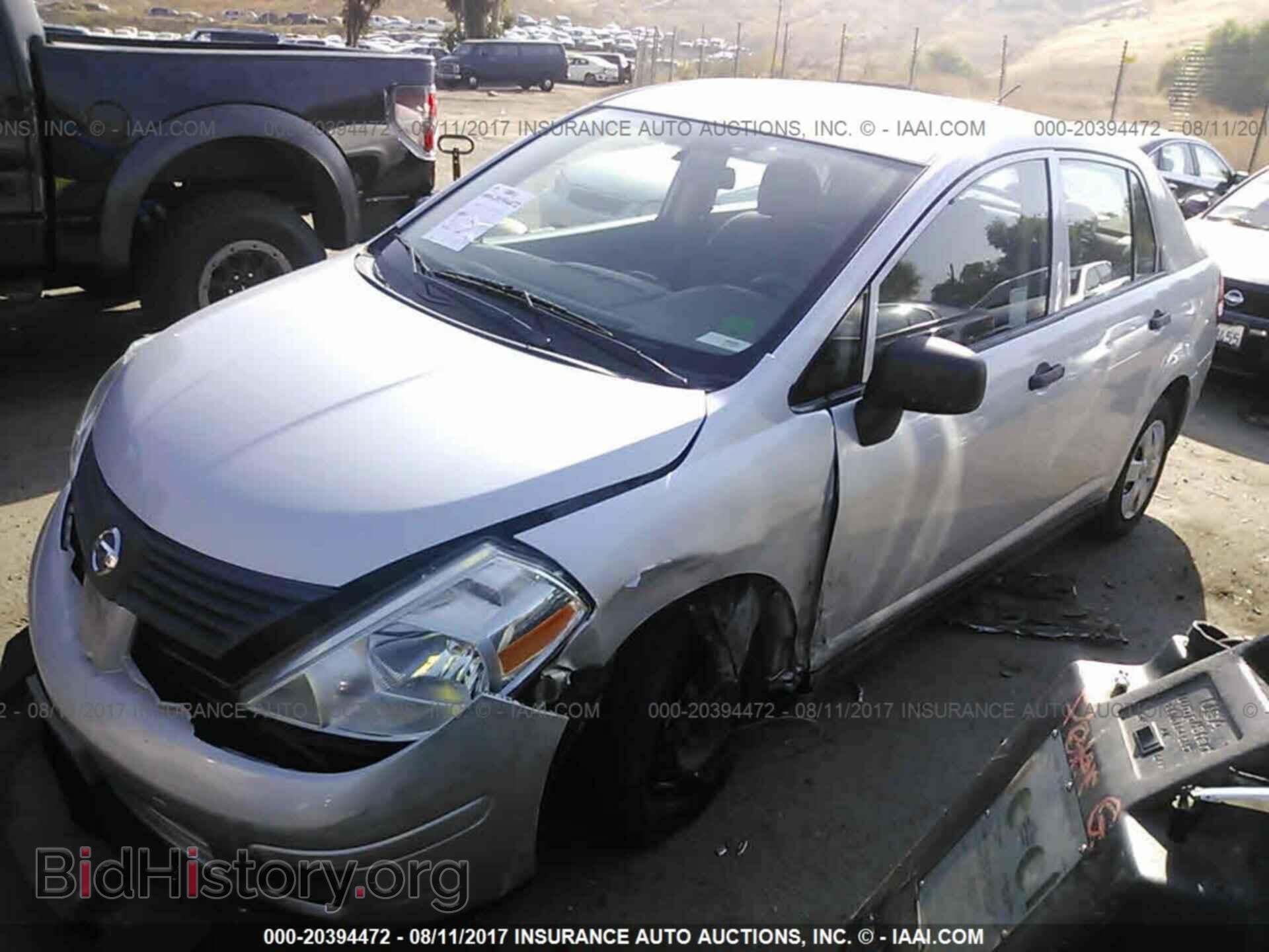 2011 Nissan Versa - VIN: 3N1CC1AP8BL367159 - Фото 2
