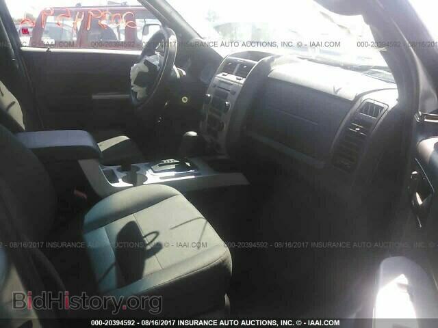 2011 Ford Escape - VIN: 1FMCU9D78BKC06022 - Photo 5