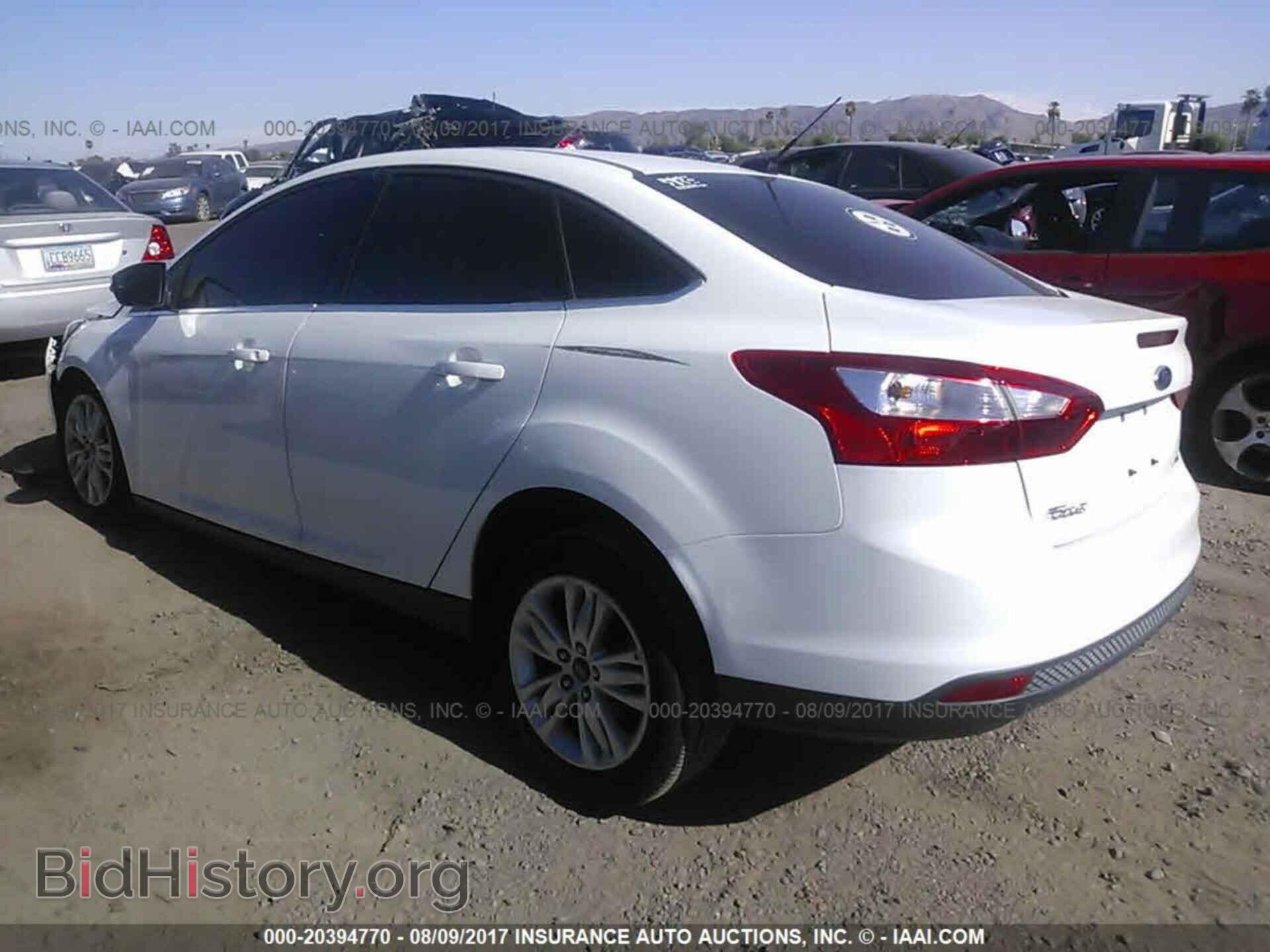 2012 Ford Focus - VIN: 1FAHP3H20CL348962 - Photo 3