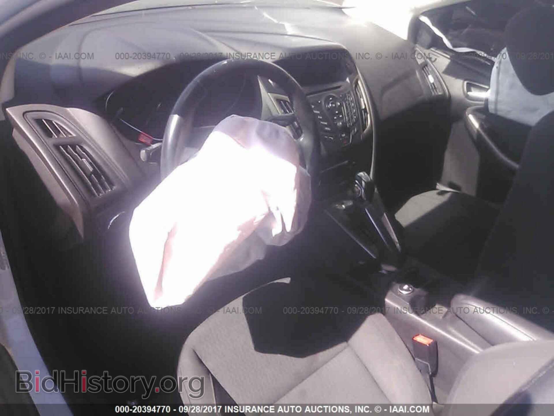 2012 Ford Focus - VIN: 1FAHP3H20CL348962 - Photo 5