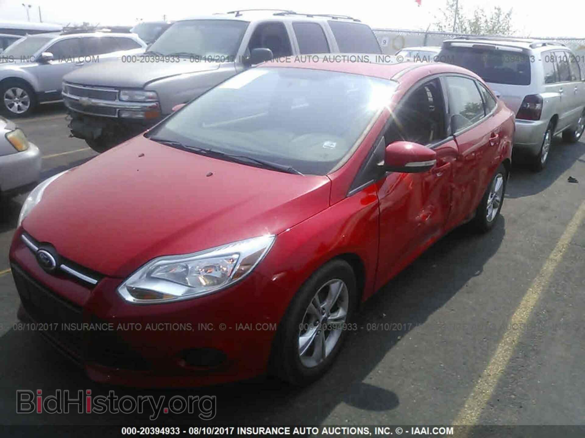 2014 Ford Focus - VIN: 1FADP3F2XEL255600 - Фото 2