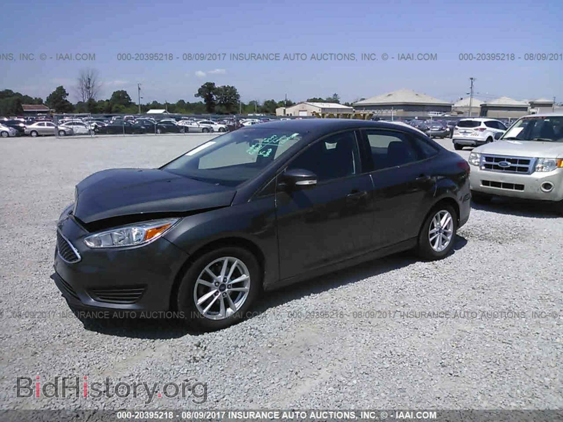 2015 Ford Focus - VIN: 1FADP3F27FL379311 - Photo 2