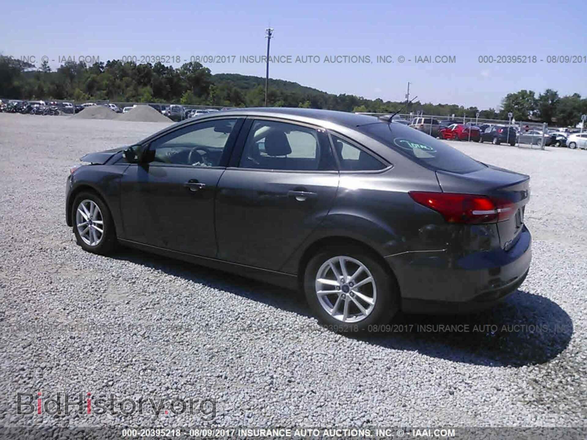 2015 Ford Focus - VIN: 1FADP3F27FL379311 - Photo 3