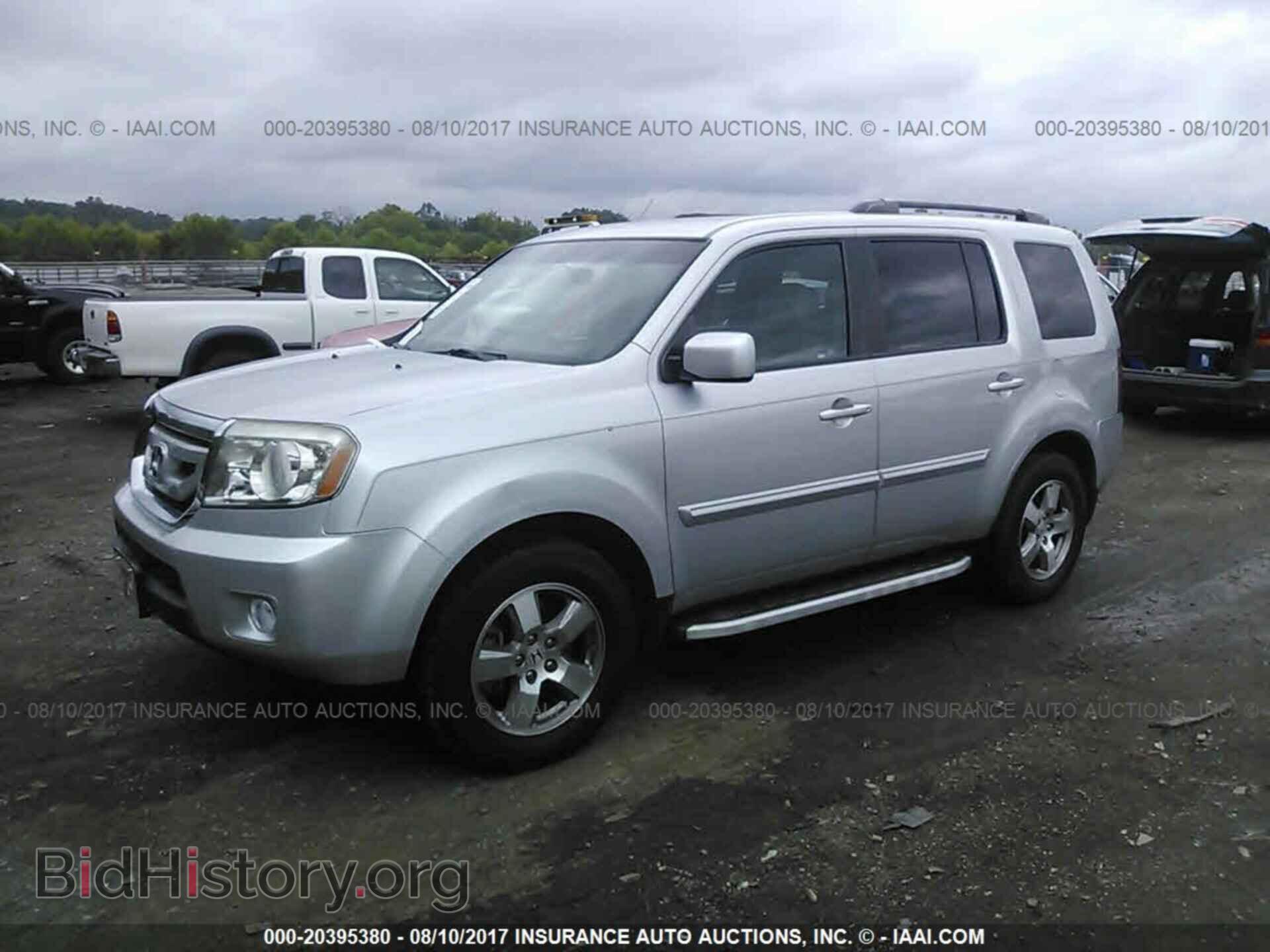 2011 Honda Pilot - VIN: 5FNYF3H47BB021510 - Фото 2