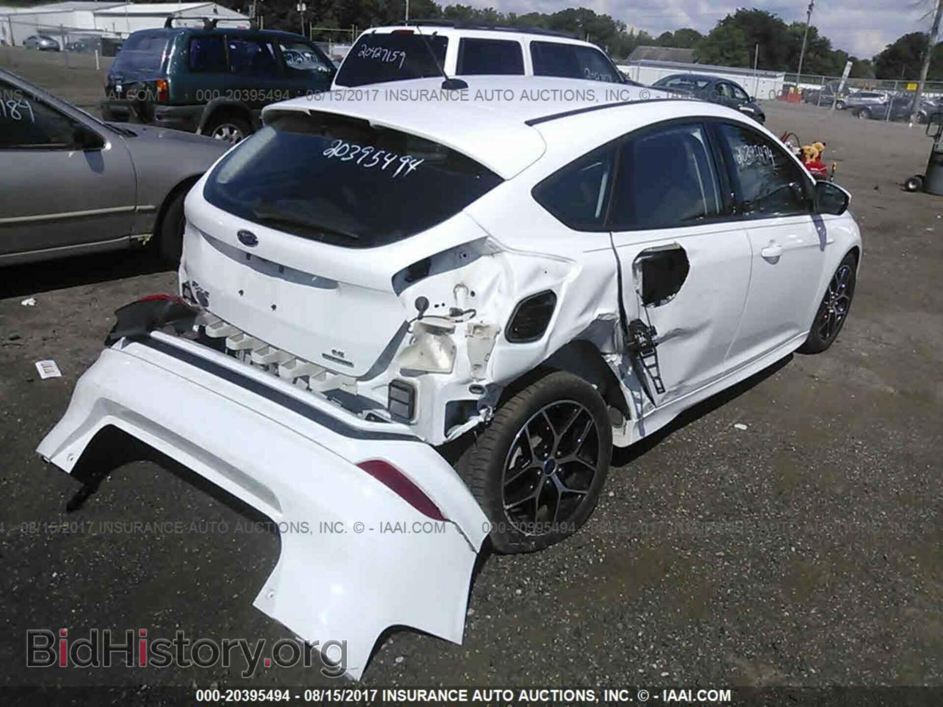 2015 Ford Focus - VIN: 1FADP3K24FL235298 - Photo 4