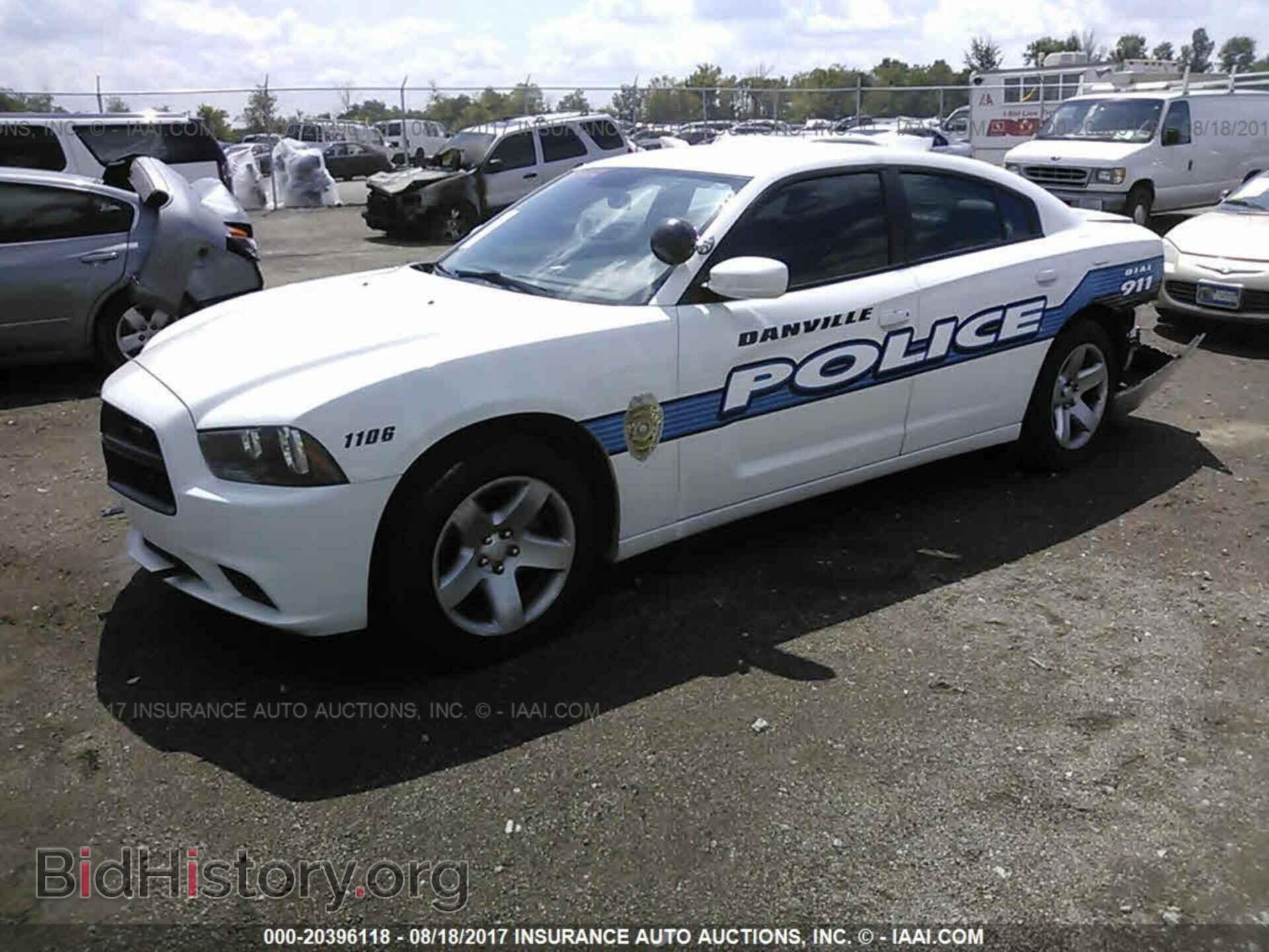 2011 Dodge Charger - VIN: 2B3CL1CG7BH587753 - Фото 2