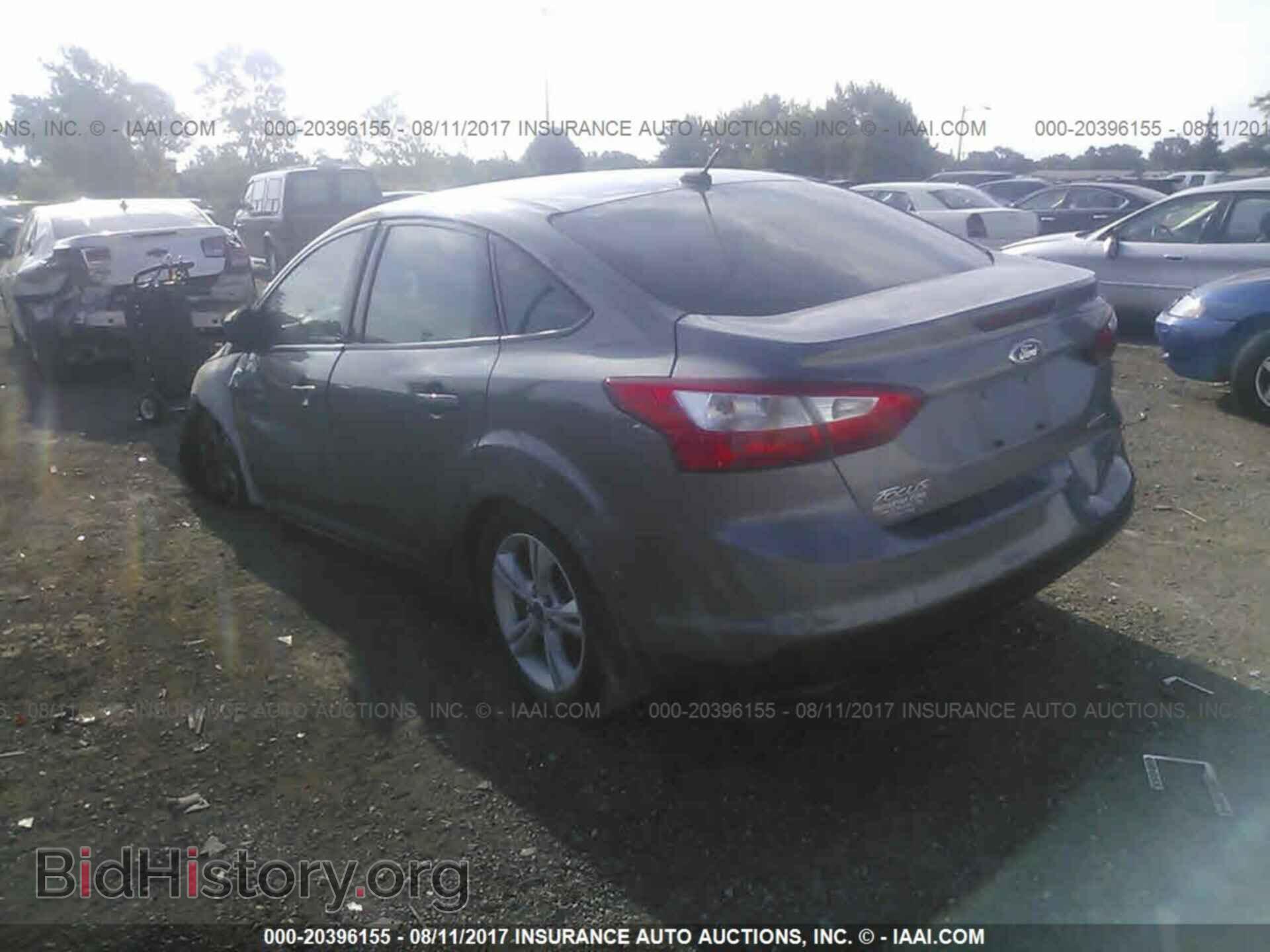 2014 Ford Focus - VIN: 1FADP3F22EL448792 - Фото 3