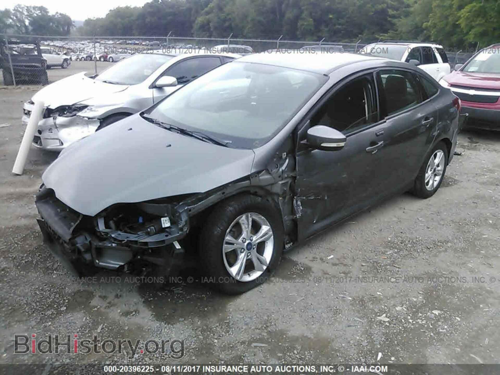 2013 Ford Focus - VIN: 1FADP3F28DL312472 - Фото 2