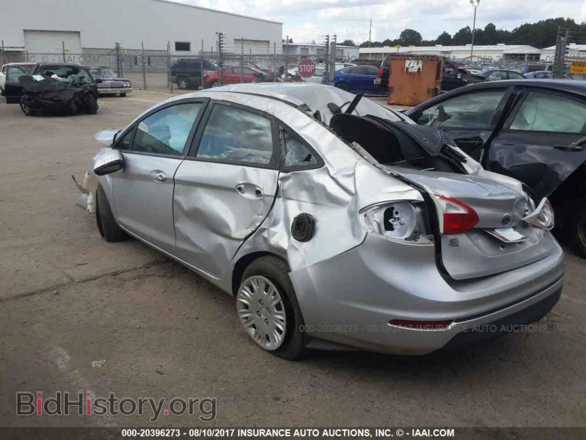 2014 Ford Fiesta - VIN: 3FADP4AJ8EM226230 - Фото 3