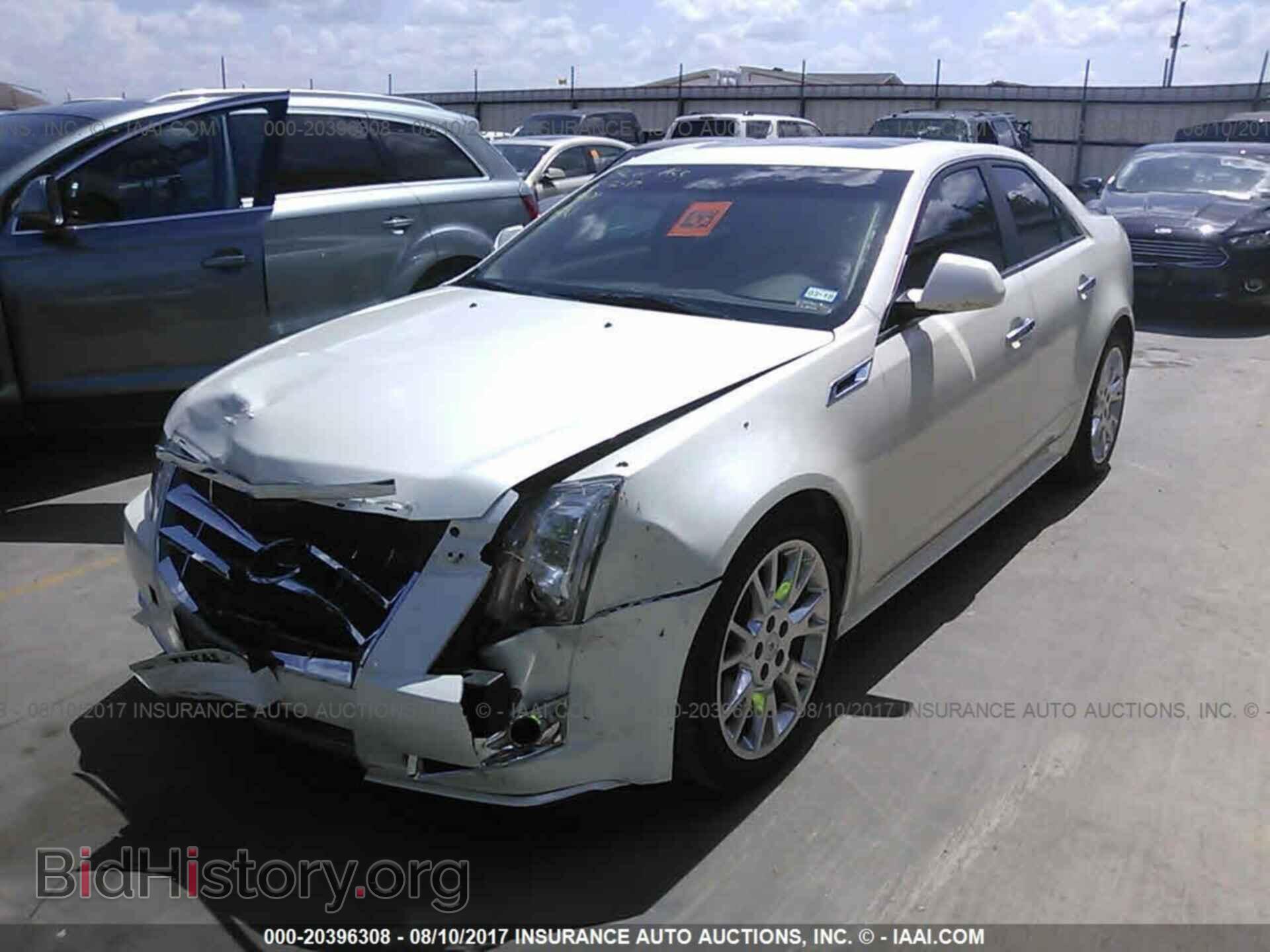 2011 Cadillac Cts - VIN: 1G6DP5ED9B0148322 - Фото 2