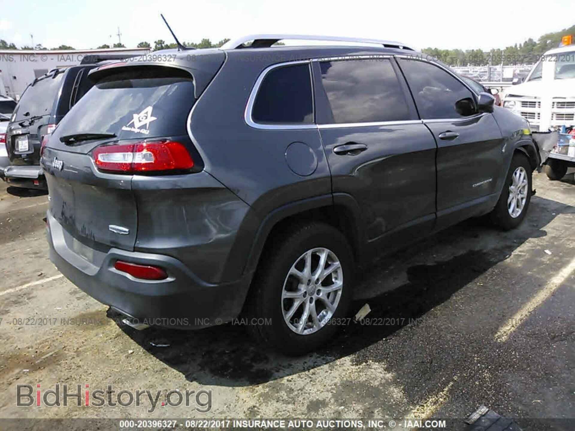 2014 Jeep Cherokee - VIN: 1C4PJMCS2EW150406 - Photo 4