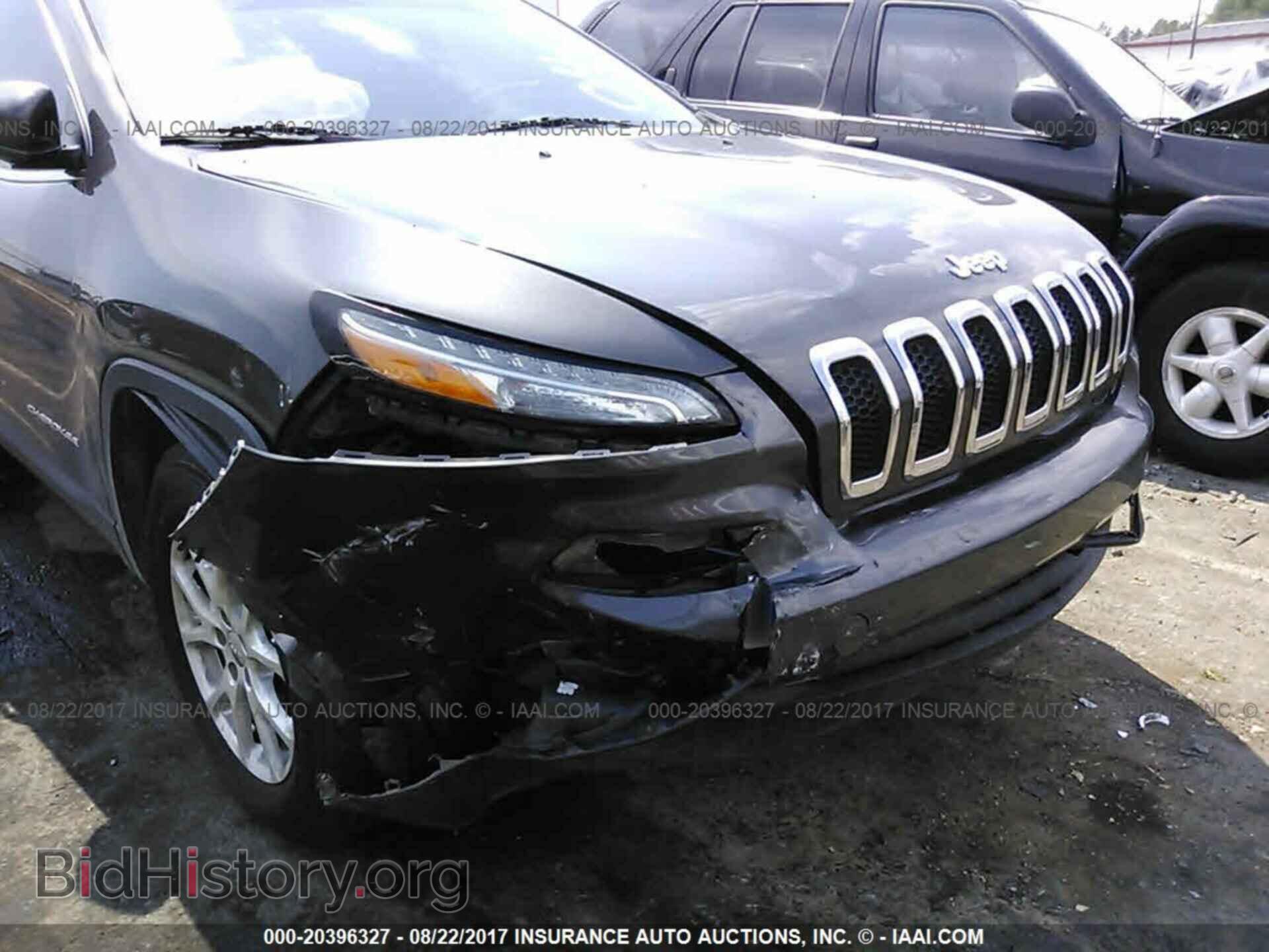 2014 Jeep Cherokee - VIN: 1C4PJMCS2EW150406 - Photo 6
