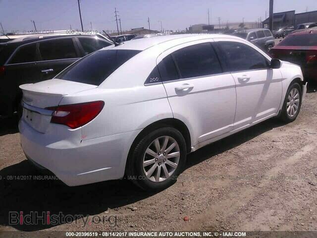 2013 Chrysler 200 - VIN: 1C3CCBBB7DN611896 - Photo 4