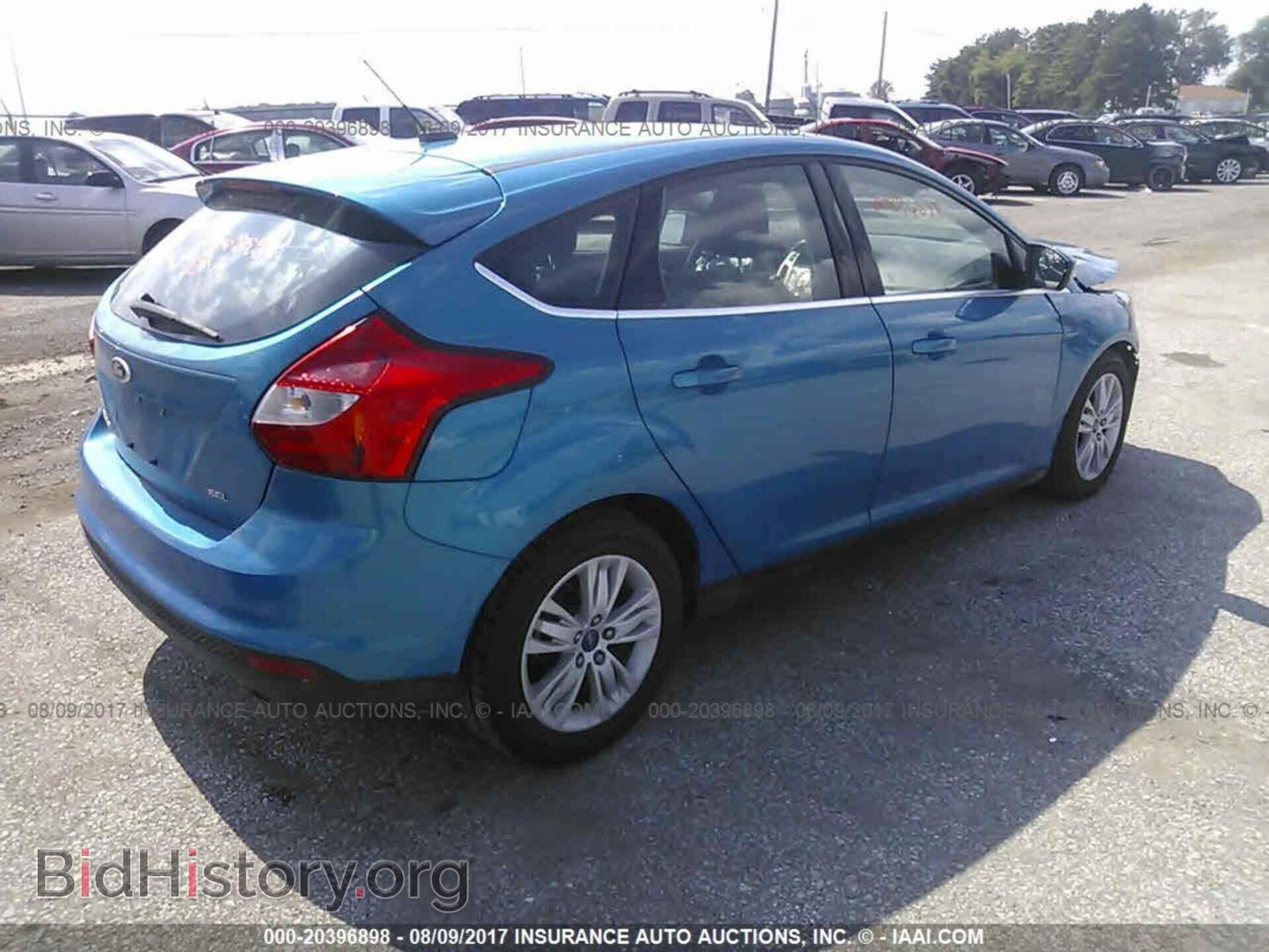2012 Ford Focus - VIN: 1FAHP3M20CL315482 - Photo 4