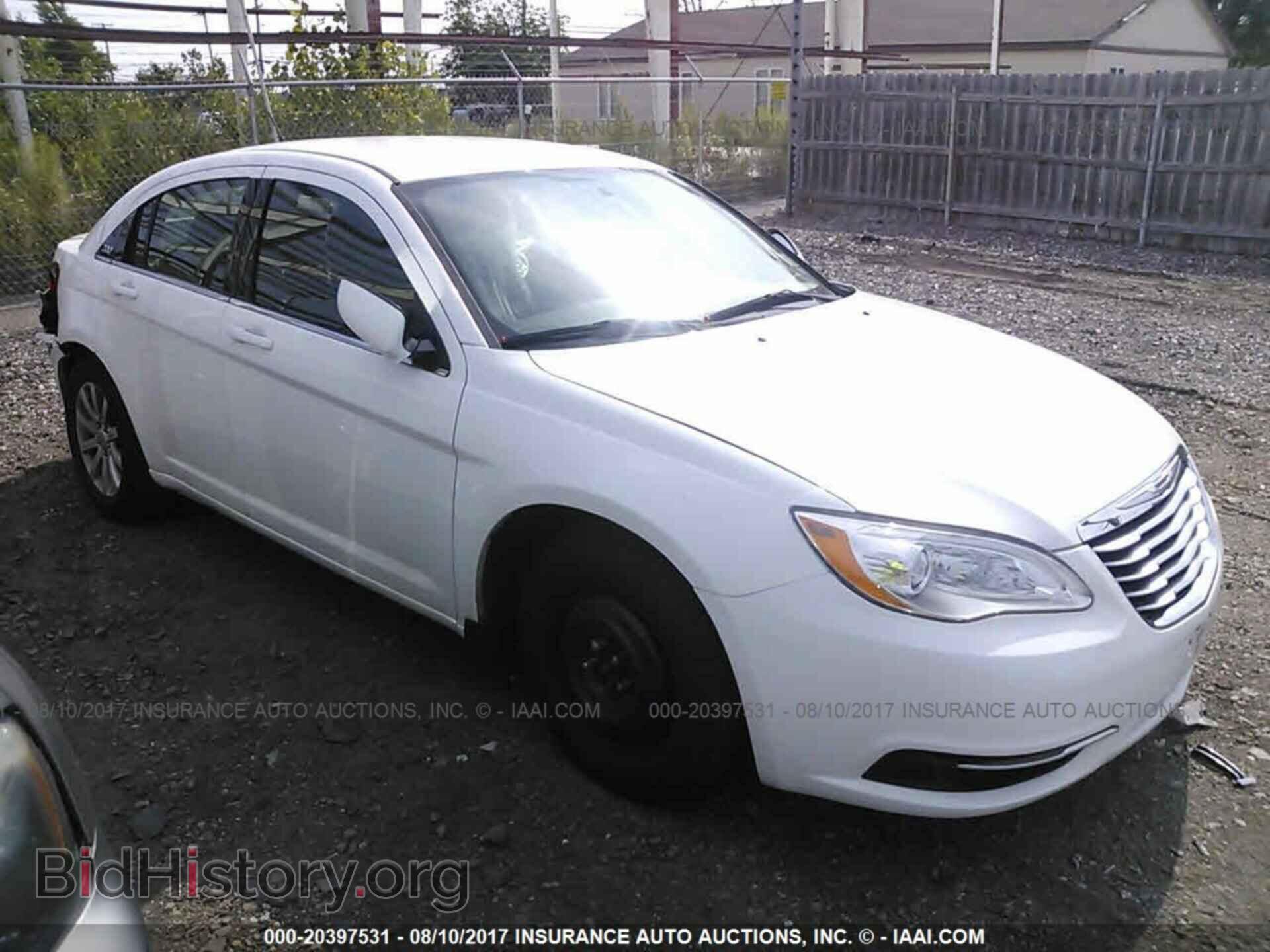 Photo 1C3CCBBB1DN575414 - Chrysler 200 2013