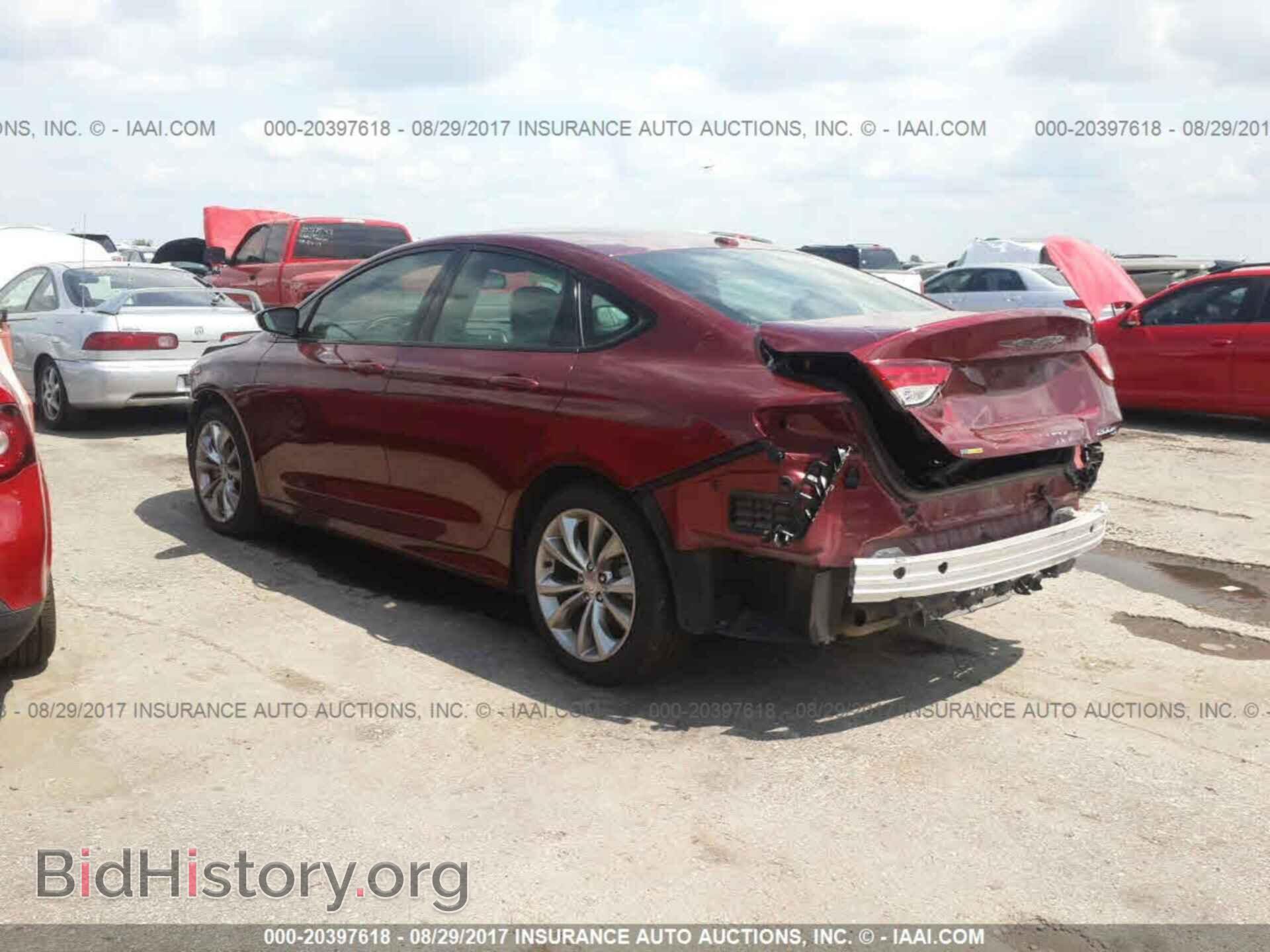 2015 Chrysler 200 - VIN: 1C3CCCBB7FN590556 - Photo 3