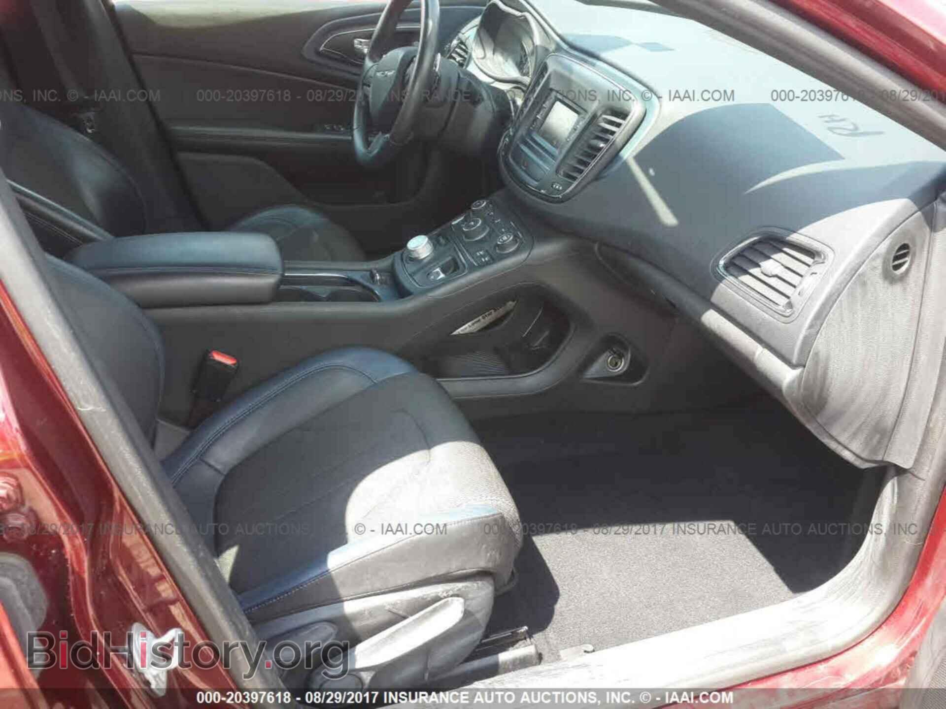 2015 Chrysler 200 - VIN: 1C3CCCBB7FN590556 - Photo 5