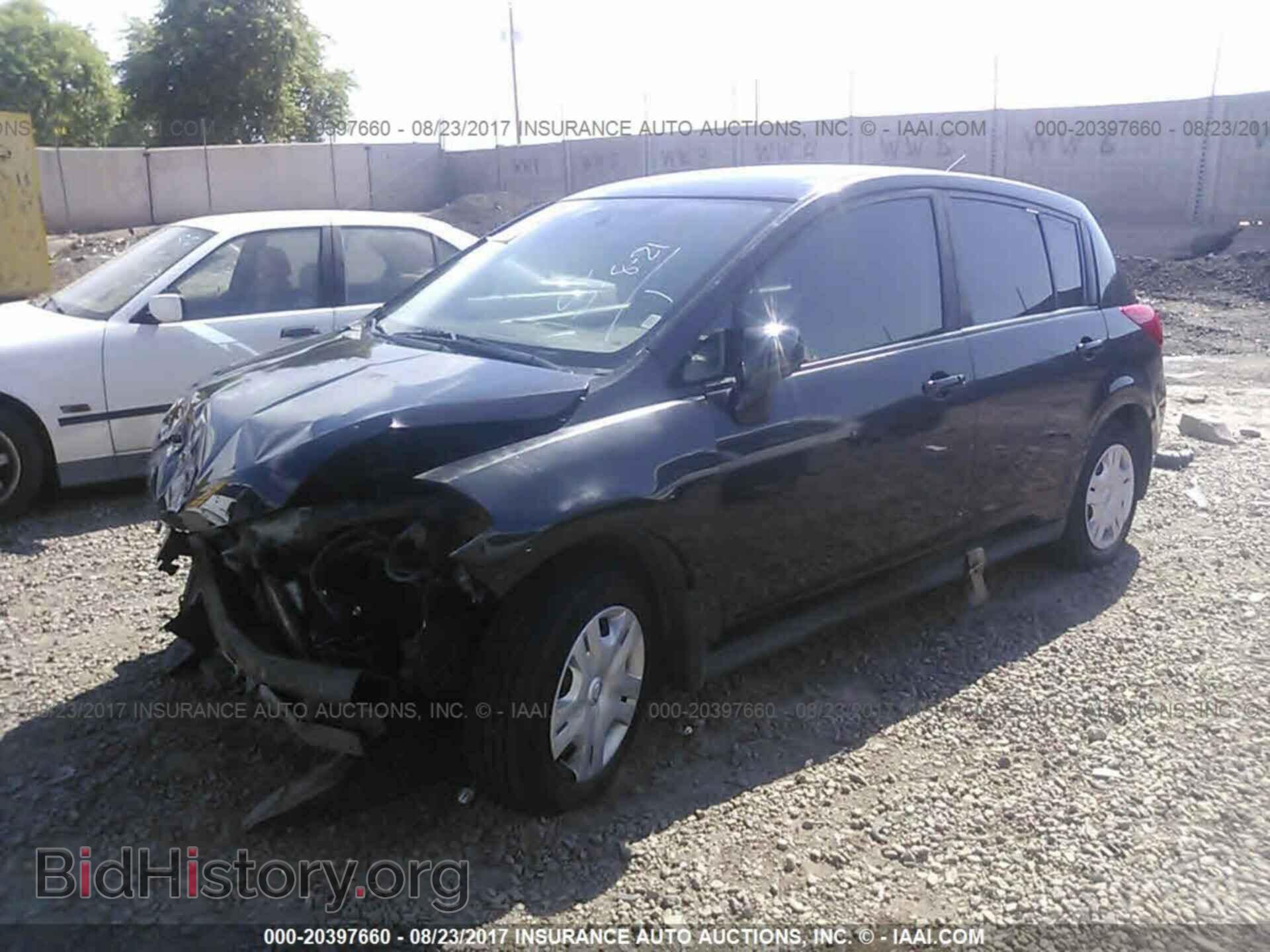 2011 Nissan Versa - VIN: 3N1BC1CP4BL487677 - Фото 2