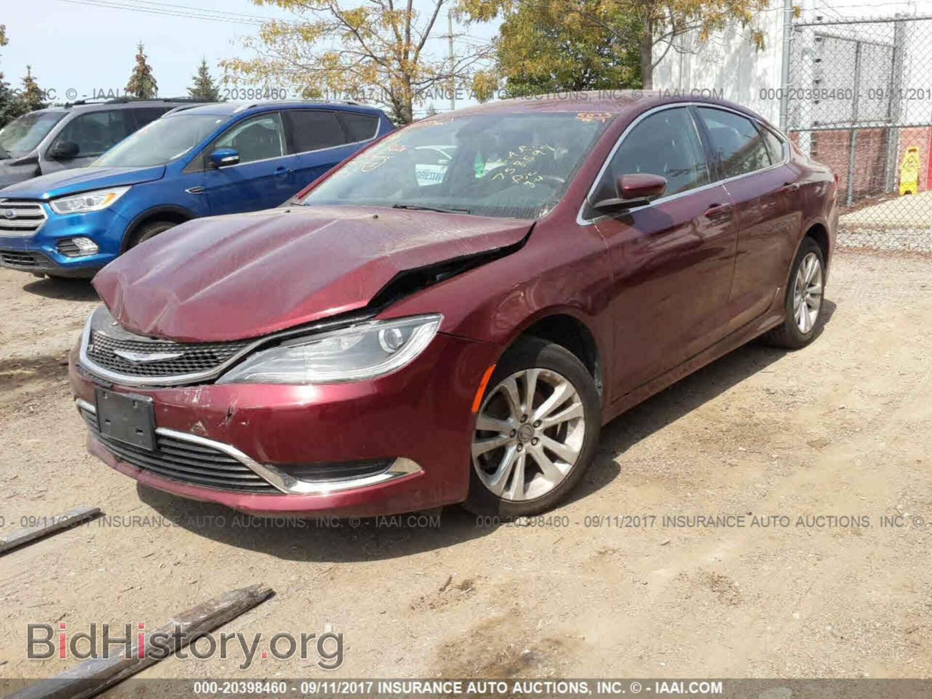 2015 Chrysler 200 - VIN: 1C3CCCAB7FN758598 - Фото 2