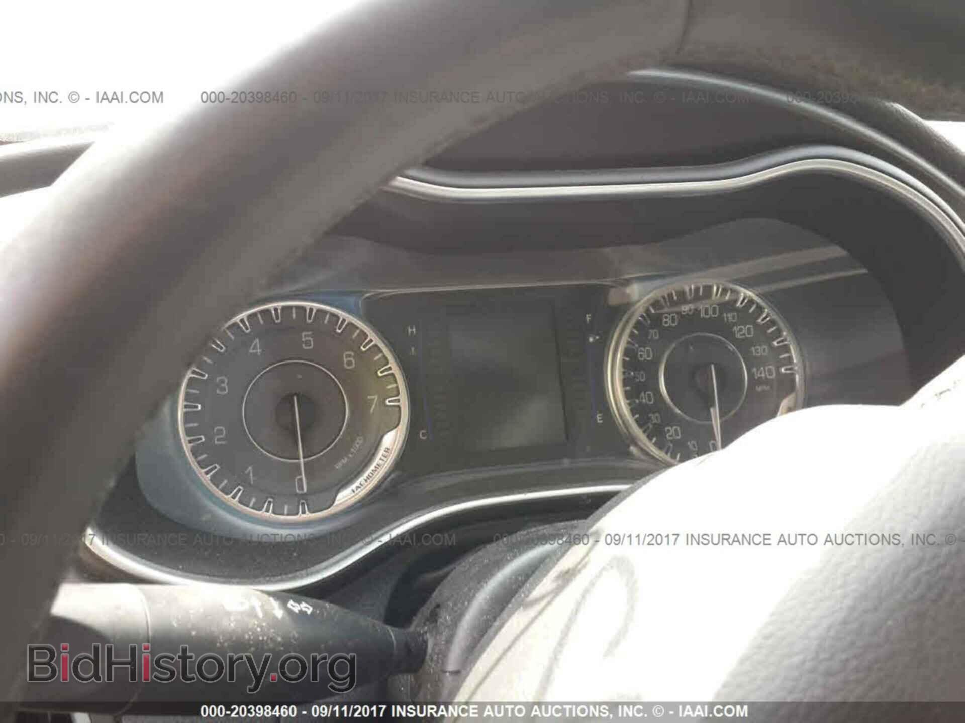 2015 Chrysler 200 - VIN: 1C3CCCAB7FN758598 - Фото 7