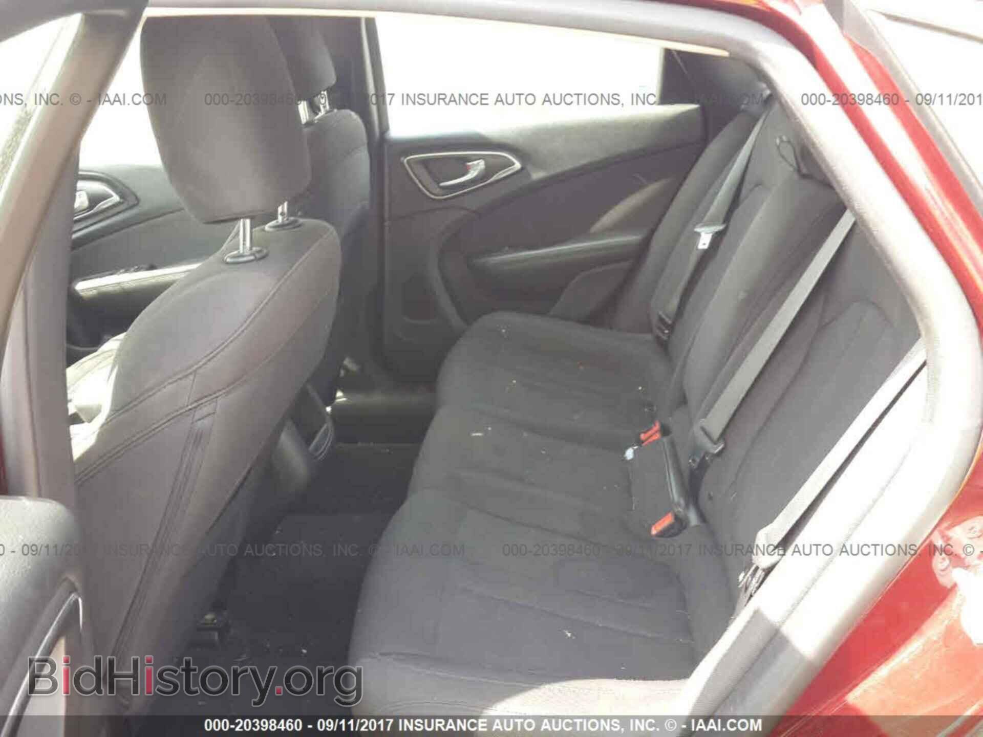 2015 Chrysler 200 - VIN: 1C3CCCAB7FN758598 - Фото 8