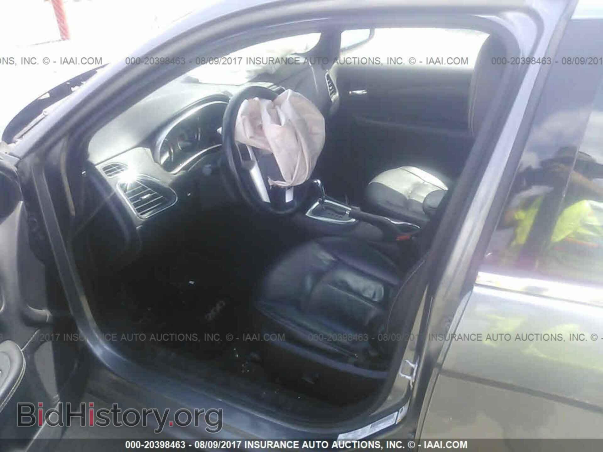 2011 Chrysler 200 - VIN: 1C3BC2FB8BN583268 - Photo 5