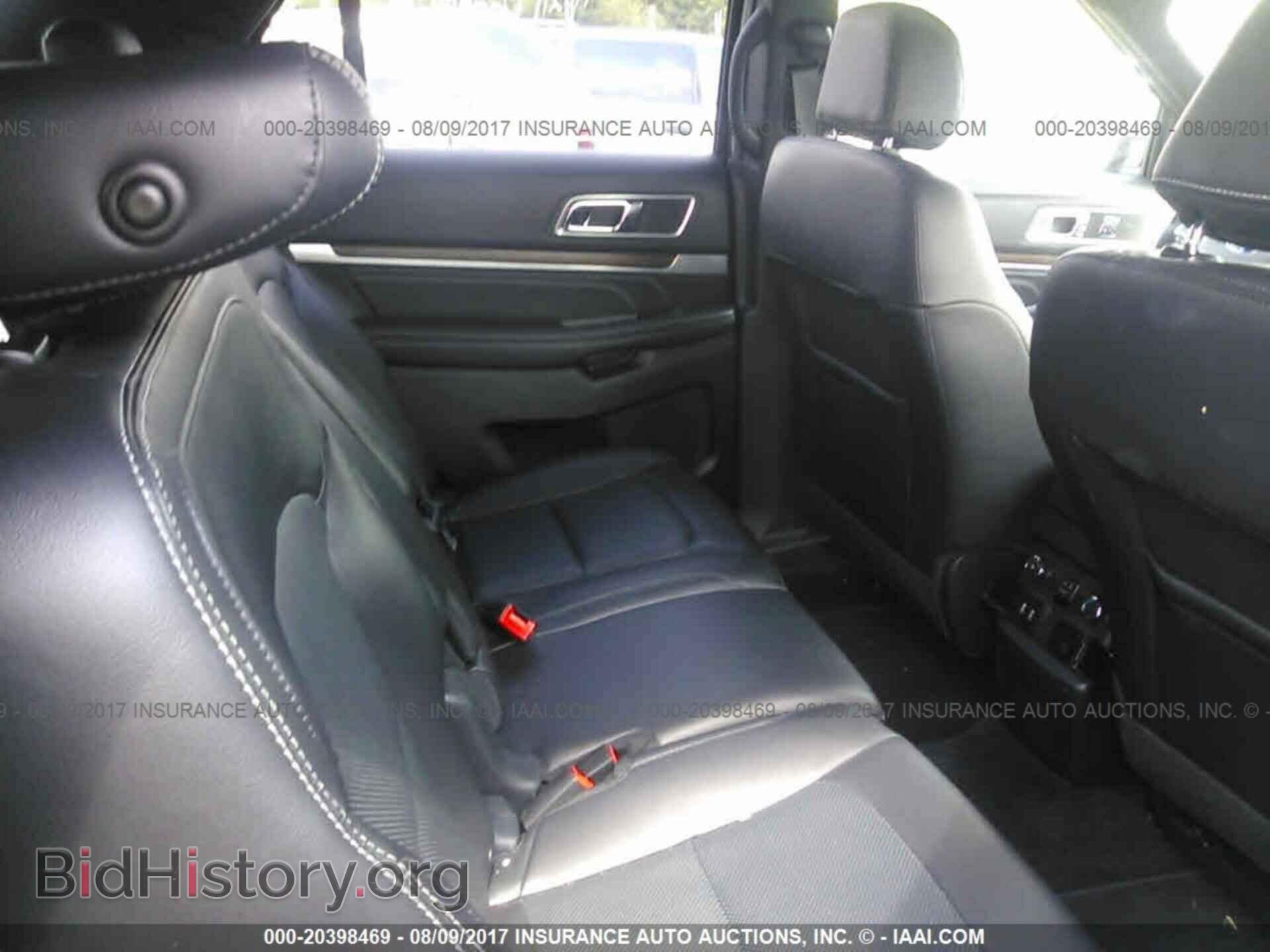 2017 Ford Explorer - VIN: 1FM5K8F8XHGB83563 - Photo 8
