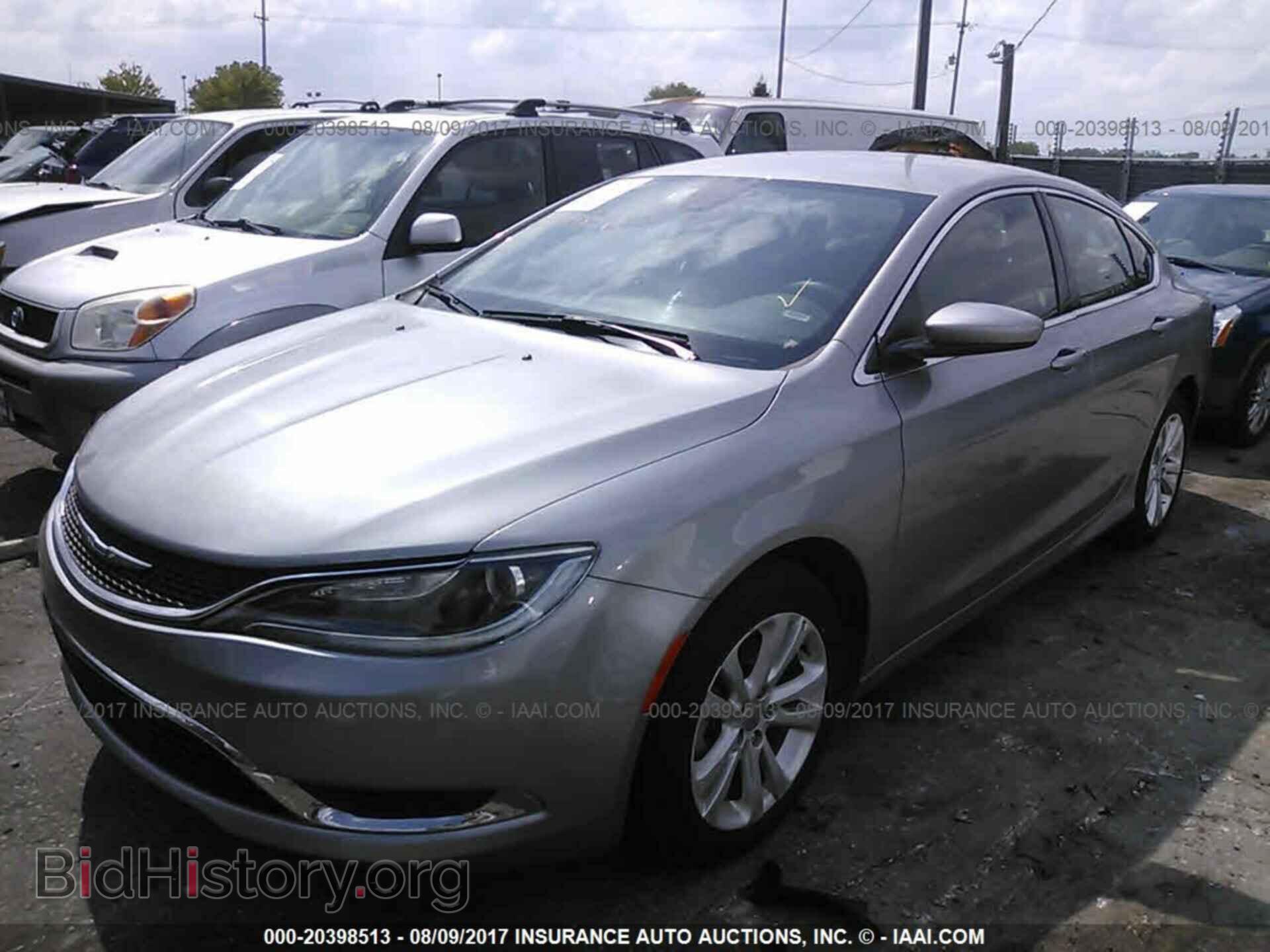 2016 Chrysler 200 - VIN: 1C3CCCAB3GN177472 - Photo 2