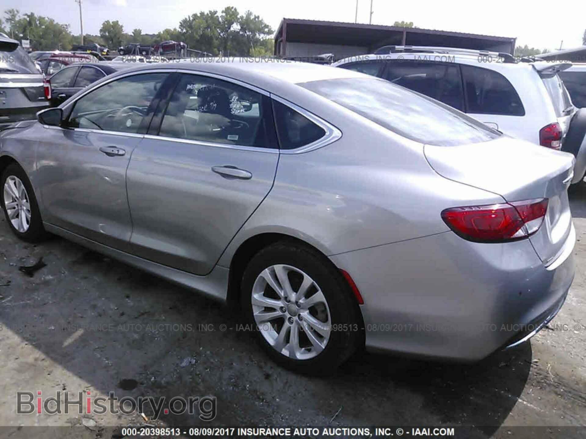 2016 Chrysler 200 - VIN: 1C3CCCAB3GN177472 - Photo 3