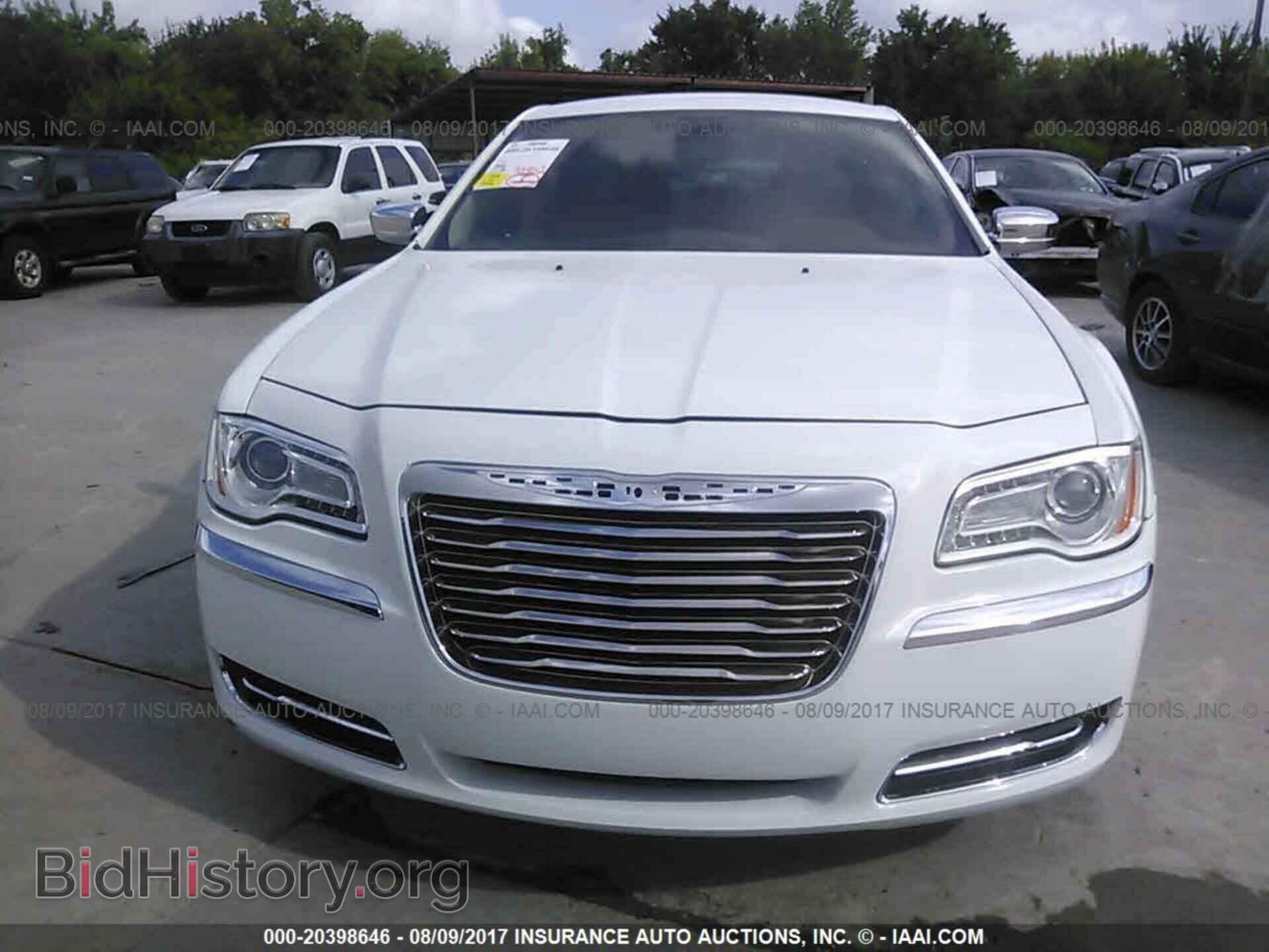 2014 Chrysler 300c - VIN: 2C3CCAETXEH109098 - Фото 6