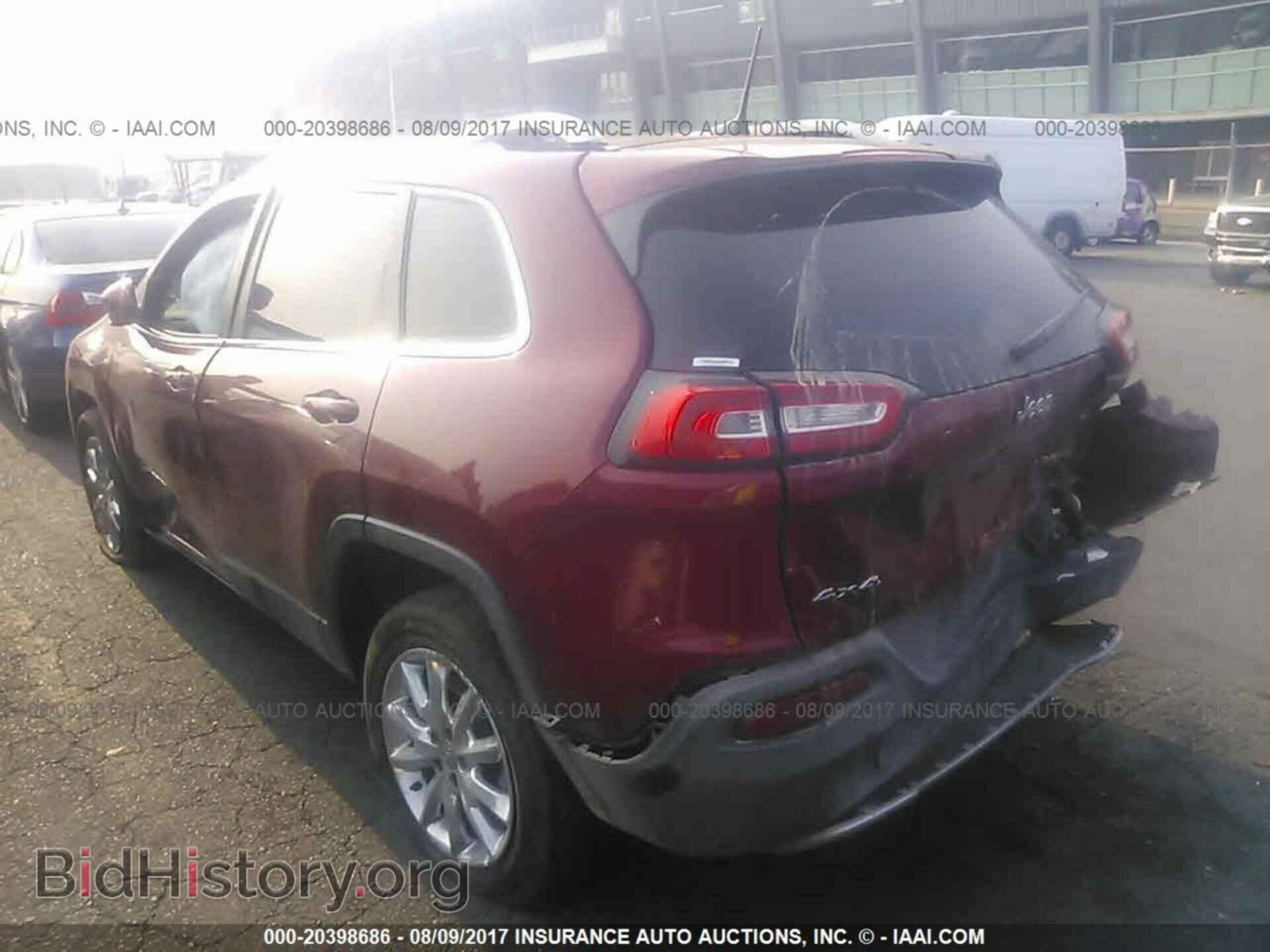 2017 Jeep Cherokee - VIN: 1C4PJMDB8HW519319 - Photo 3
