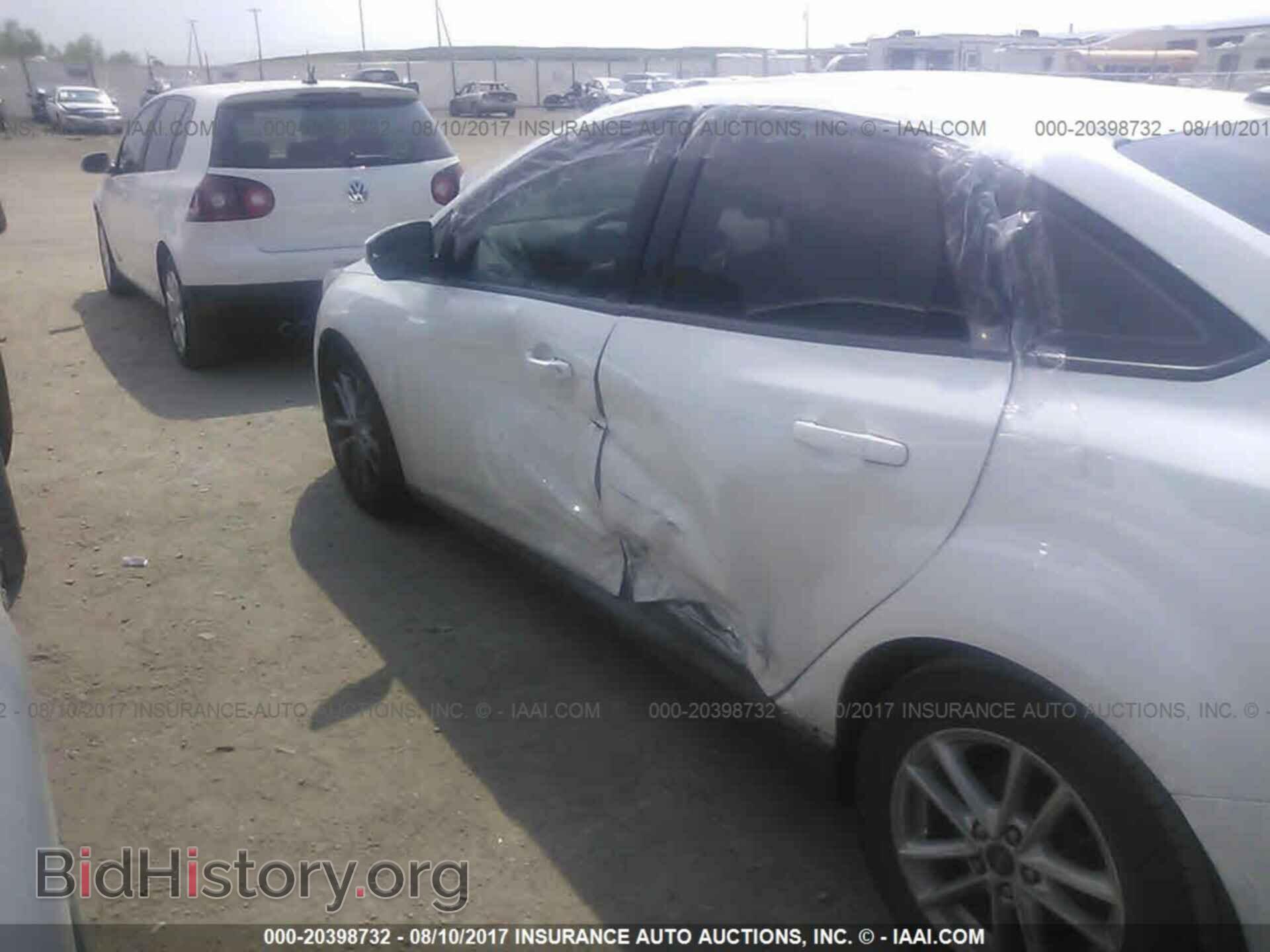 2016 Ford Focus - VIN: 1FADP3F23GL361051 - Photo 6