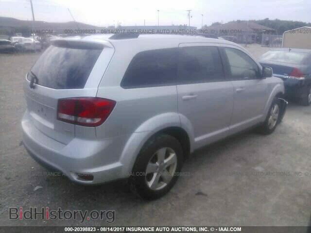 2011 Dodge Journey - VIN: 3D4PG1FG7BT530902 - Photo 4