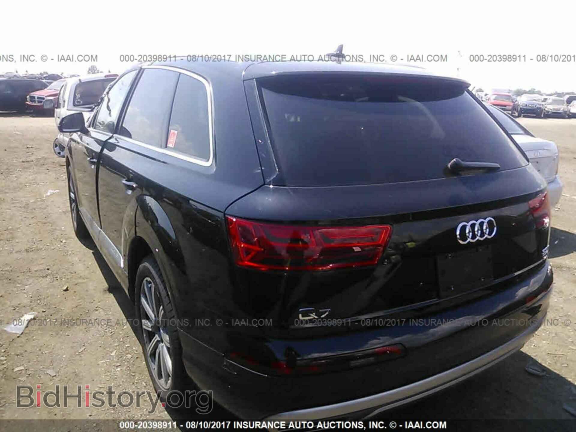 2017 Audi Q7 - VIN: WA1LAAF73HD054993 - Фото 3