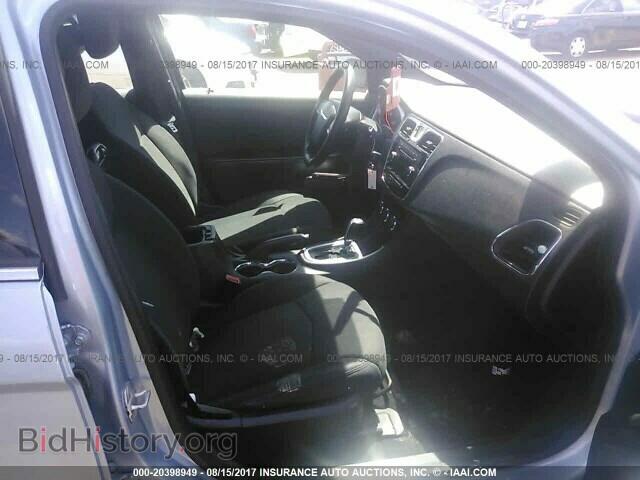 2012 Chrysler 200 - VIN: 1C3CCBAB4CN318795 - Фото 5